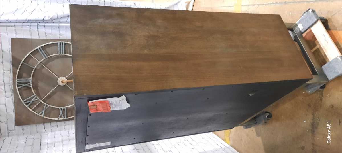 Arkenton-Exclusive Chest - Gallery Image 7